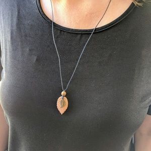 Essential Oil Diffuser Pendant W/ Leaf Charm